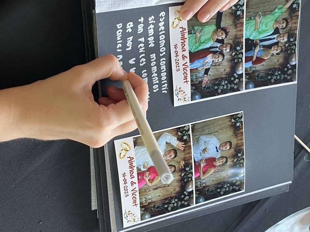 DCIM 106APPLE IMG 6400 rotated